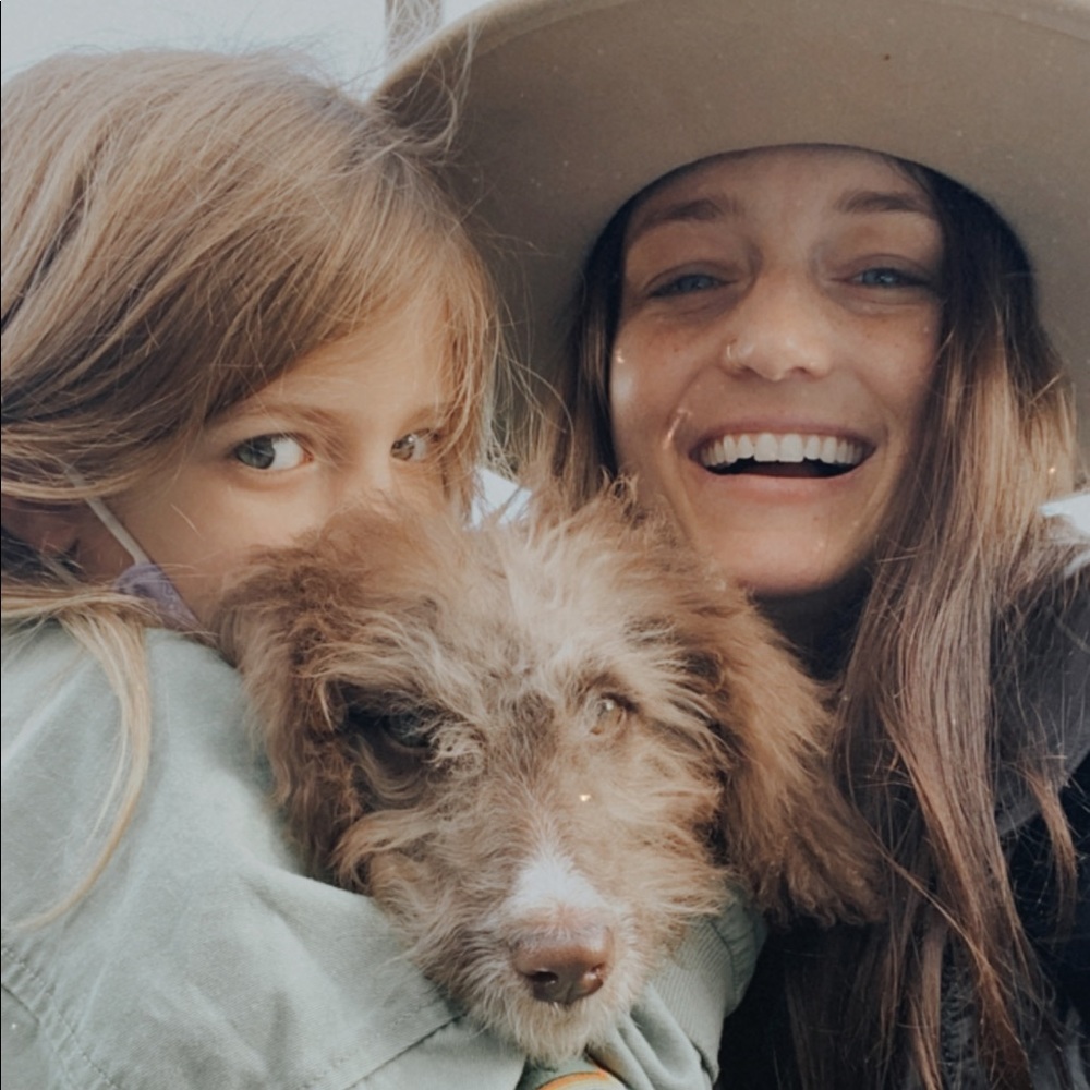 Meet your Posher, Whitney